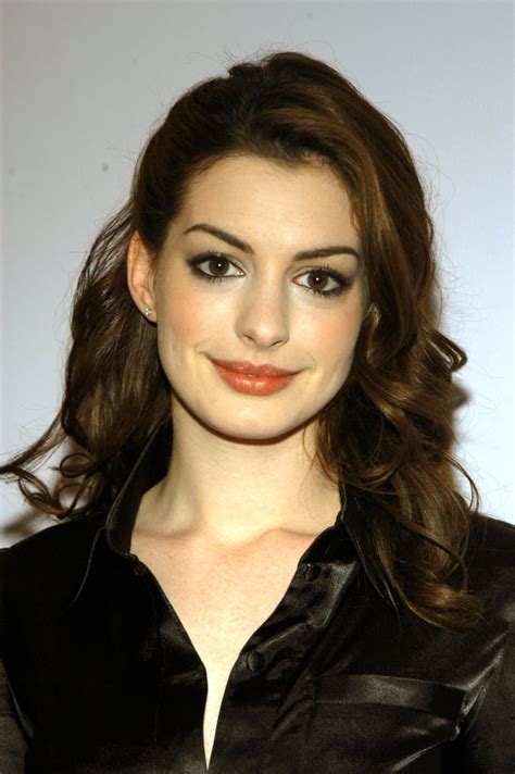 anne hathaway 2004